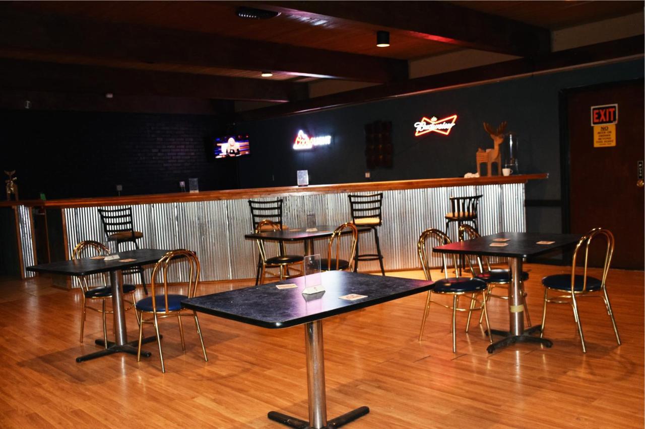 American Best Inn By Oyo I-35 Perry Near Lake Mcmurtry 외부 사진