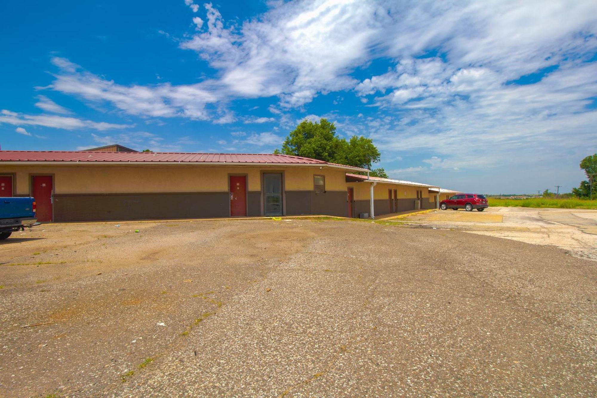 American Best Inn By Oyo I-35 Perry Near Lake Mcmurtry 외부 사진